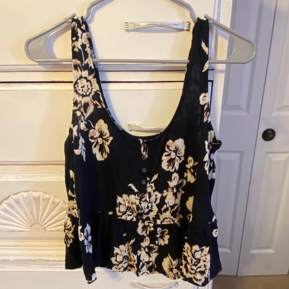 Aero cropped tank top